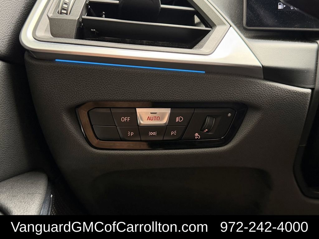 Used 2024 BMW 330i xDrive Sedan AWD/4WD image 23