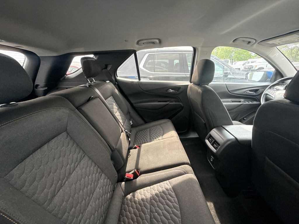 Used 2019 Chevrolet Equinox LT FWD image 14