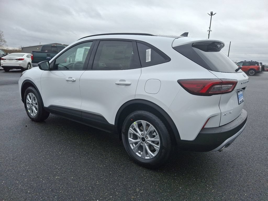 New 2025 Ford Escape Active w/ Active Premium Tech Pack AWD/4WD image 4