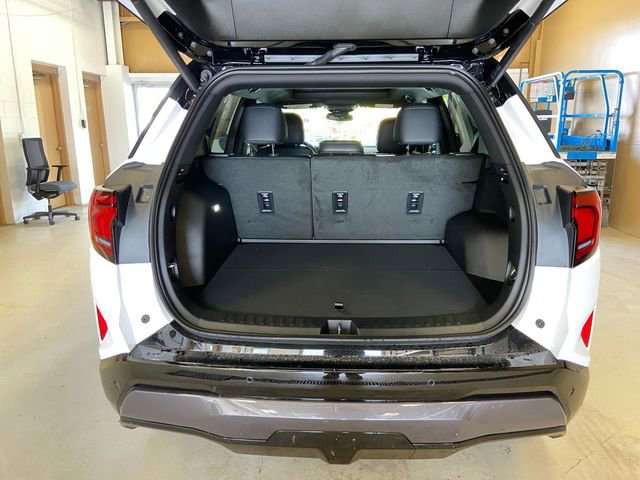 New 2026 GMC Terrain AT4 image 17