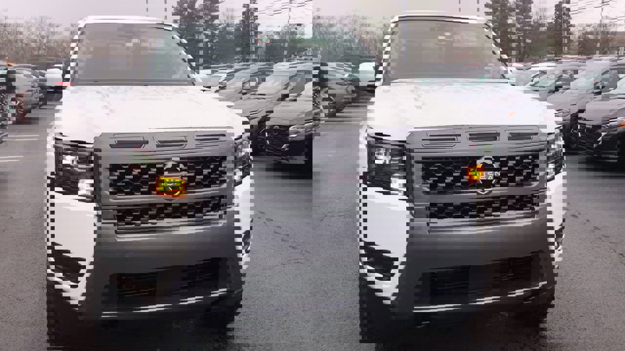 New 2026 Nissan Frontier SV w/ SV Convenience Package image 3