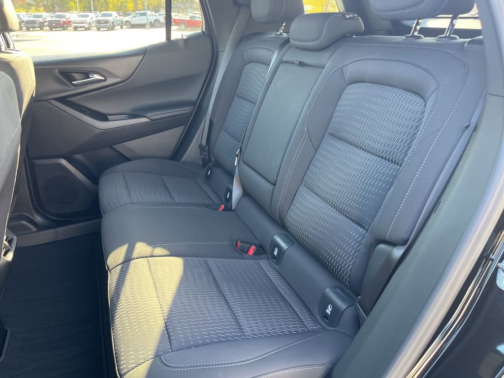 Used 2025 Chevrolet Equinox LT image 13