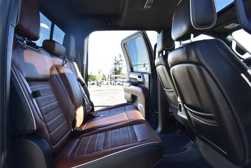 Used 2025 GMC Sierra 3500 Denali Ultimate image 27