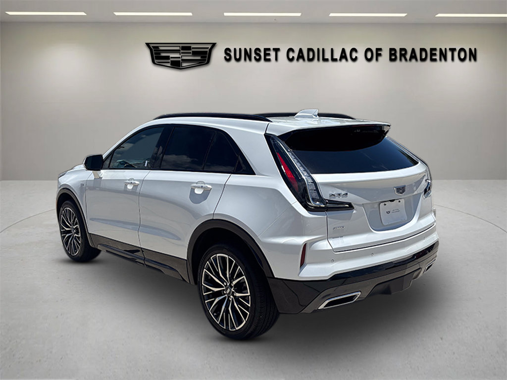 Certified 2025 Cadillac XT4 Sport AWD/4WD image 5
