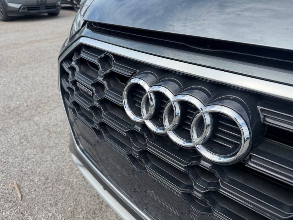 Used 2022 Audi Q5 2.0T Premium w/ Convenience Package AWD/4WD image 10