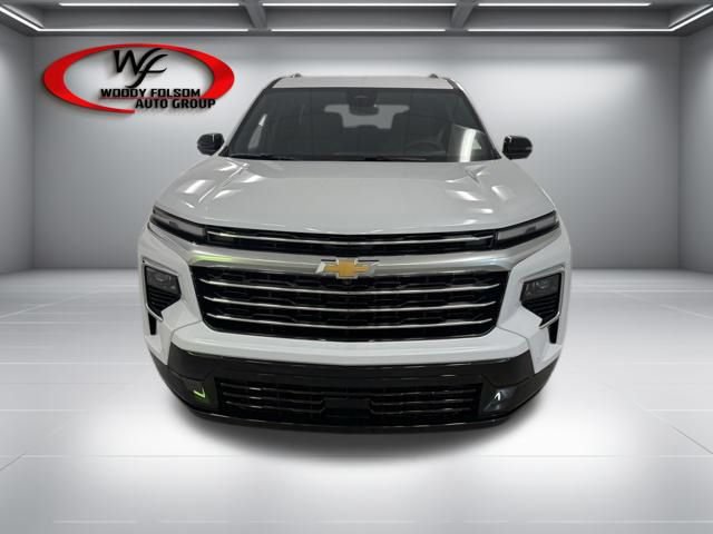 New 2026 Chevrolet Traverse High Country w/ LPO, Floor Liner Package FWD image 2