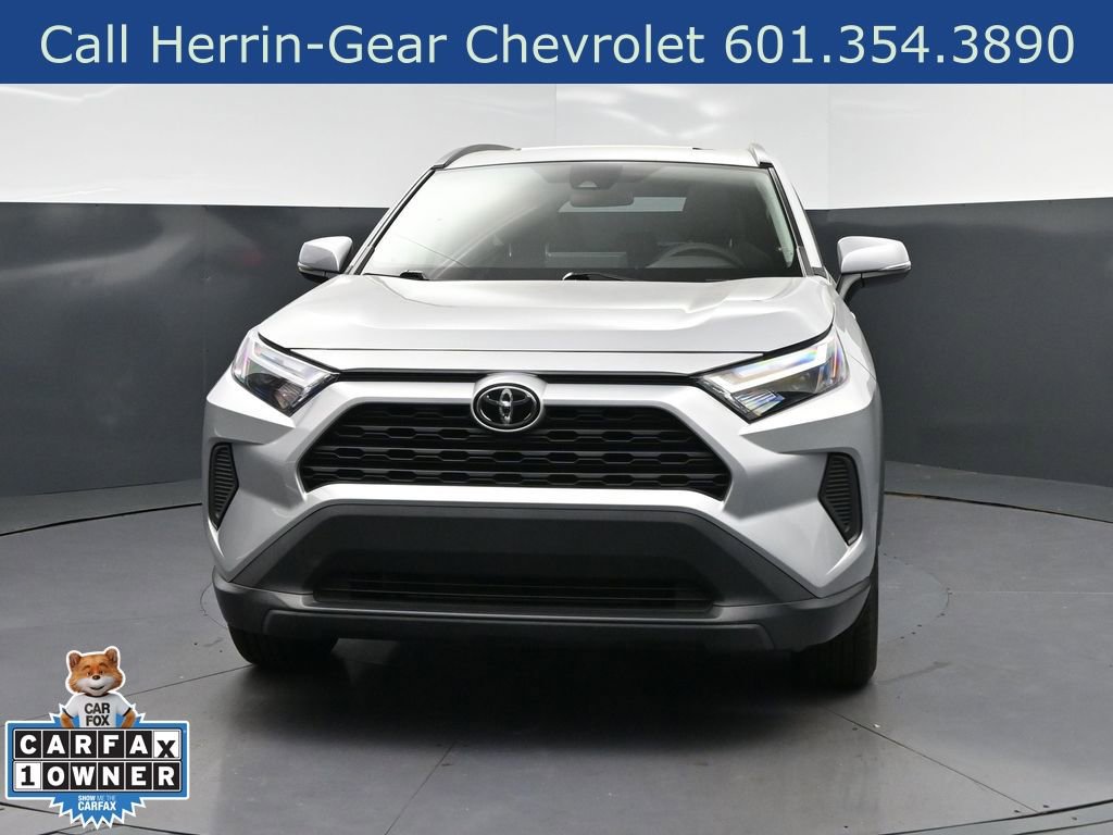 Used 2023 Toyota RAV4 XLE w/ Convenience Package FWD image 10