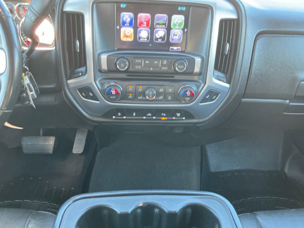 Used 2018 GMC Sierra 2500 SLT w/ Duramax Plus Package AWD/4WD image 20