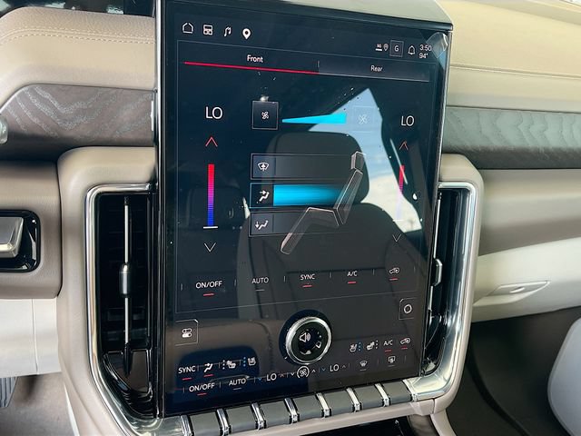 New 2026 GMC Yukon Denali w/ Sun & Power Step Package AWD/4WD image 11