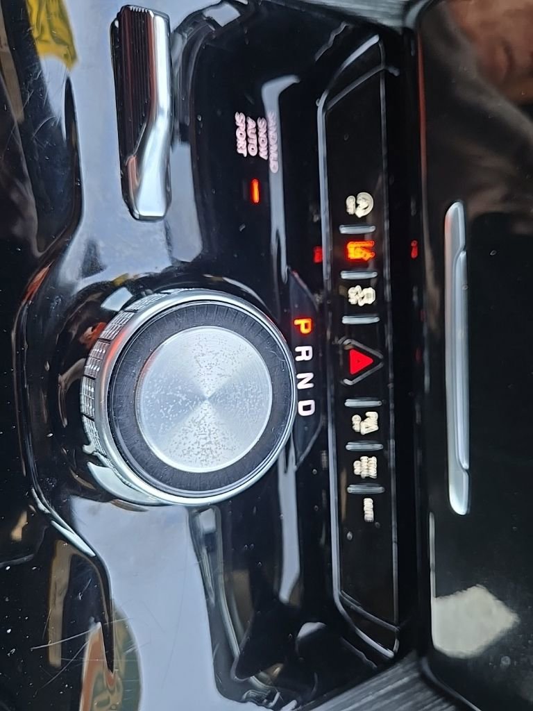 Used 2024 Jeep Wagoneer L Series II w/ Flexible Seating Group image 25