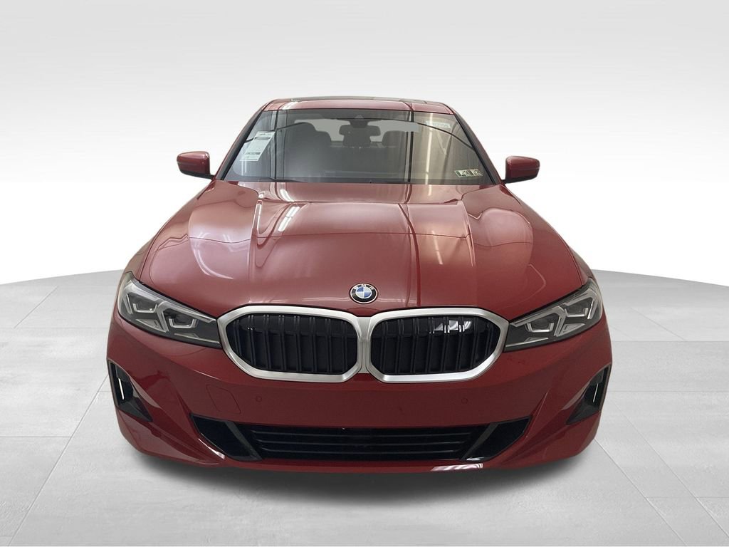 Used 2023 BMW 330i xDrive Sedan w/ Driving Assistance Package image 8