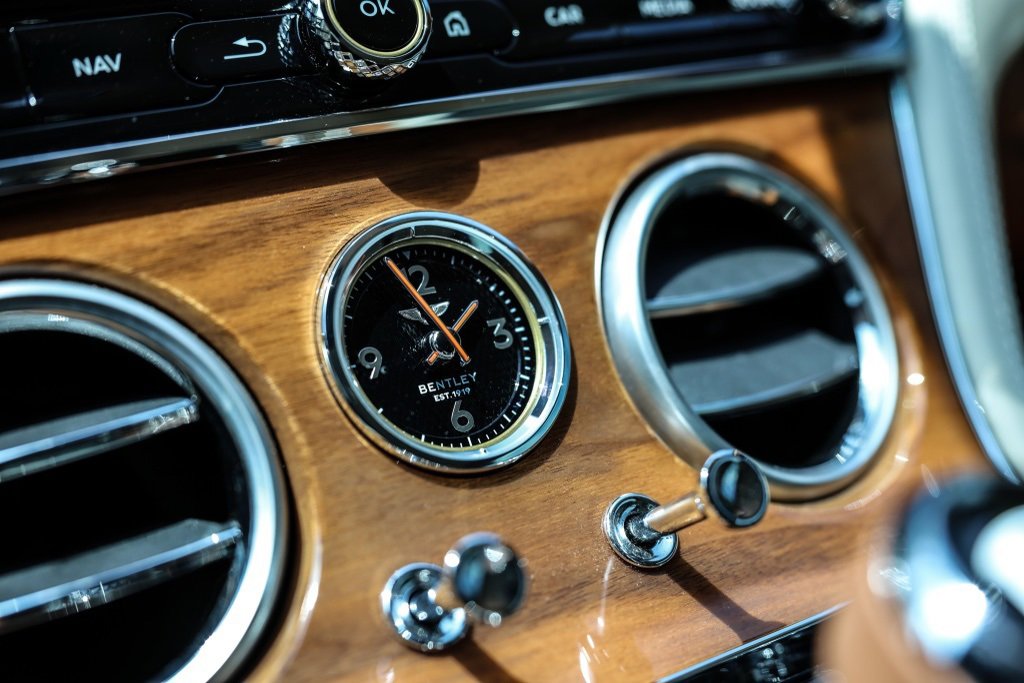 Used 2024 Bentley Continental GT image 19