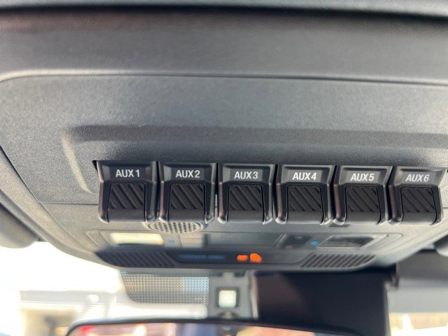 New 2026 Ford Bronco Badlands AWD/4WD image 25