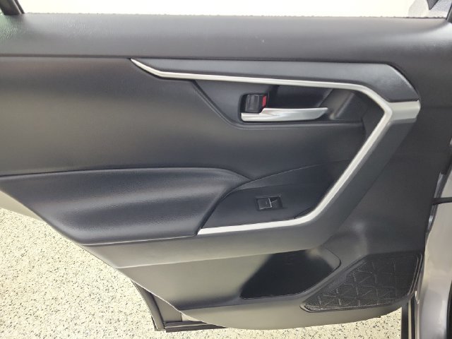Used 2024 Toyota RAV4 XLE FWD image 14