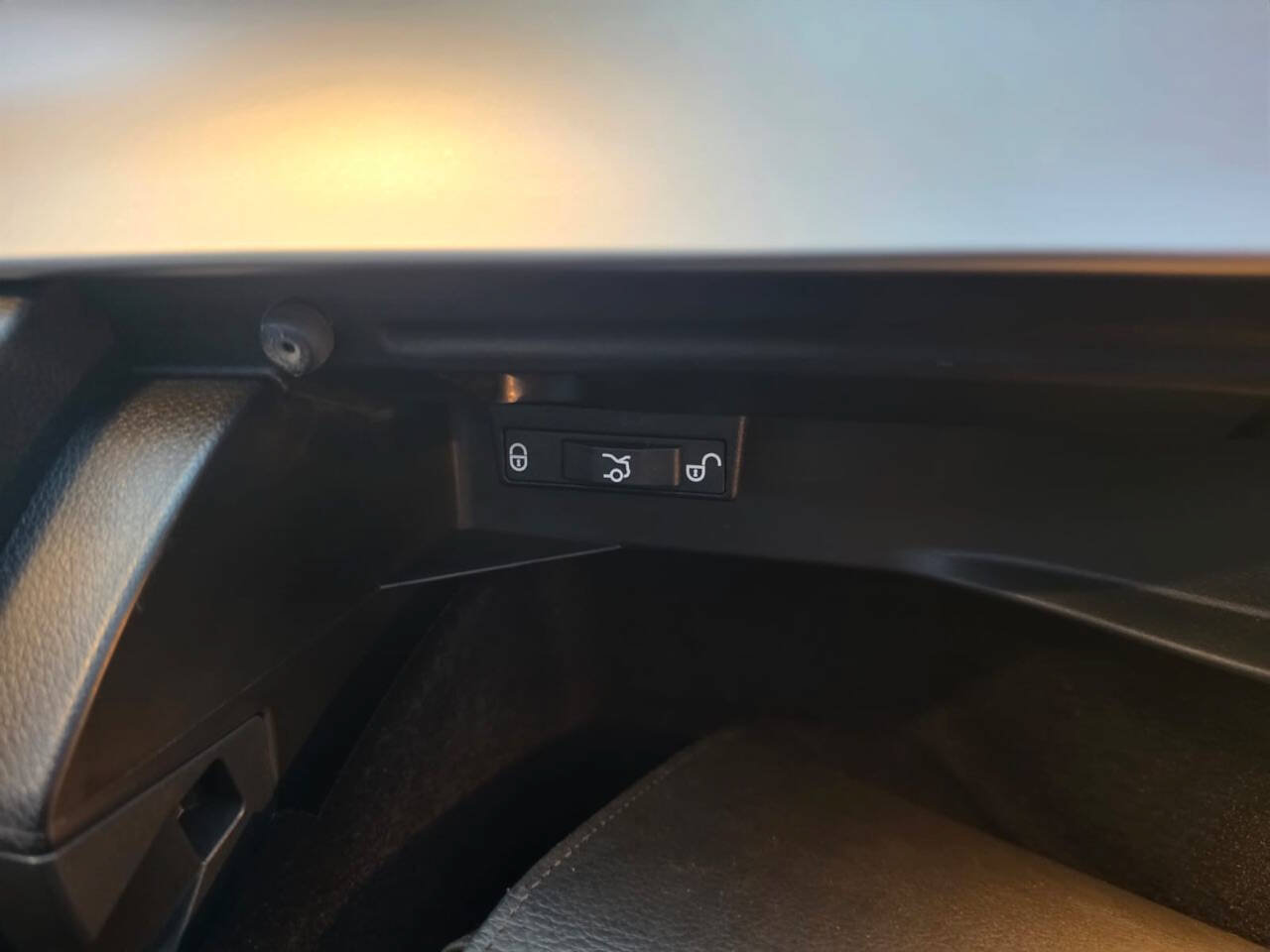Used 2006 Toyota Avalon XLS FWD image 23