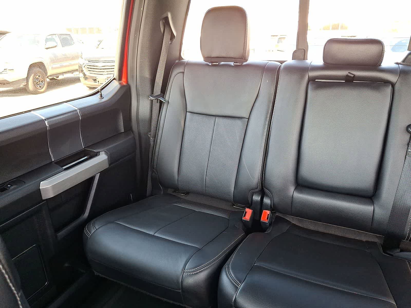 Used 2020 Ford F150 Lariat image 13