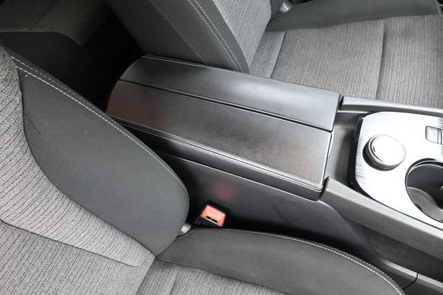 Used 2023 Nissan Rogue SV AWD/4WD image 35