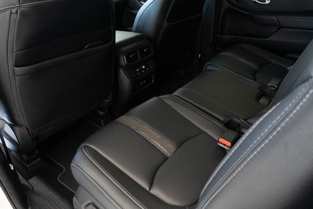 Used 2025 Honda Pilot EX-L image 8