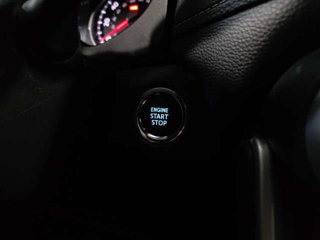 Used 2020 Toyota RAV4 XLE w/ Convenience Package AWD/4WD image 24