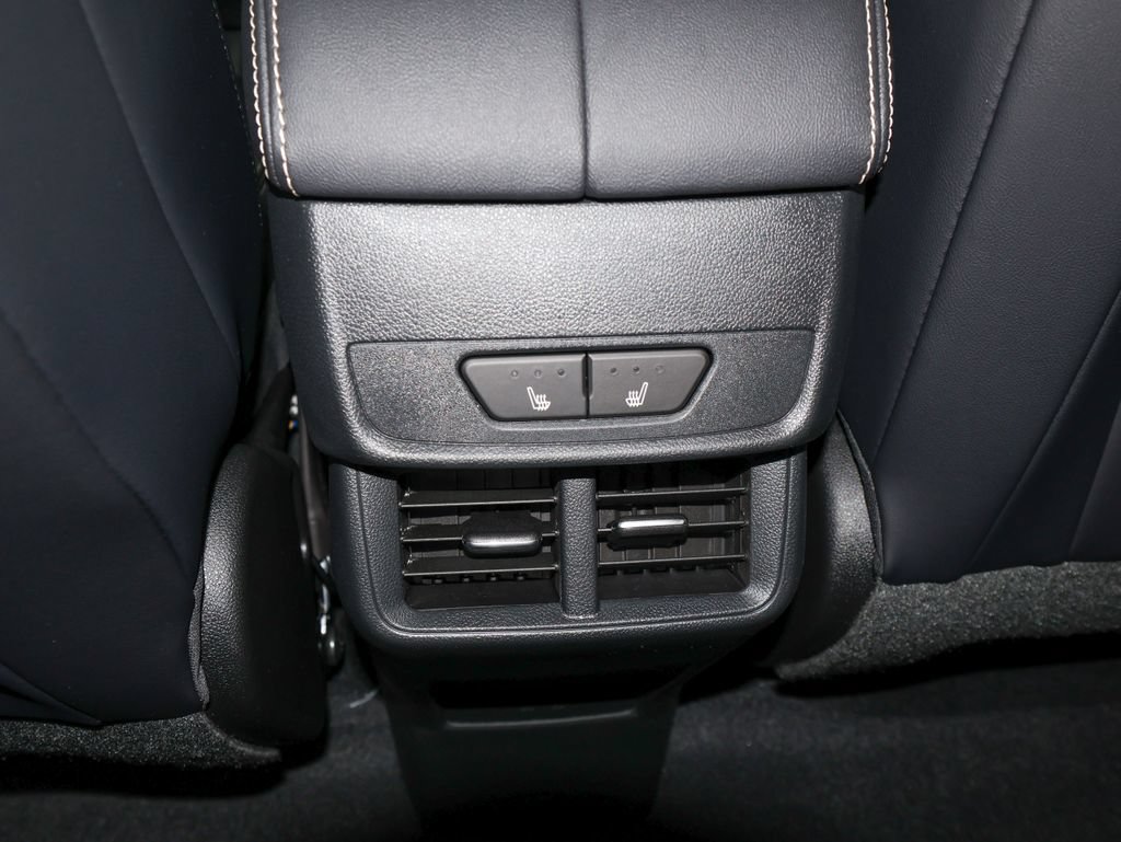 New 2027 GMC Terrain Elevation w/ Elevation Premium Package AWD/4WD image 11