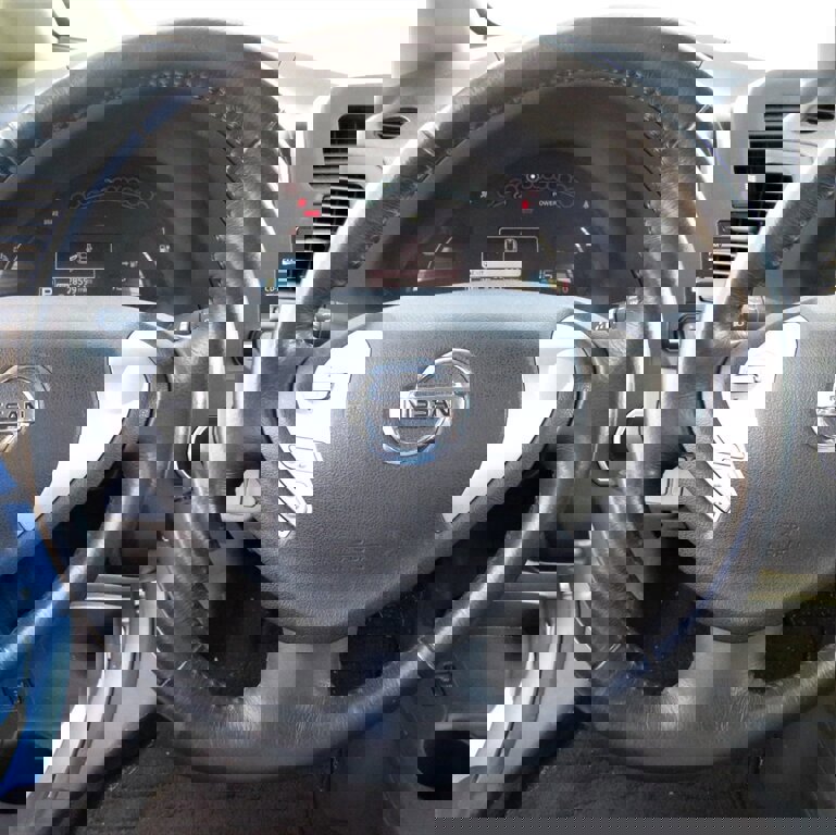 Used 2014 Nissan Leaf S w/ Charge Package image 11