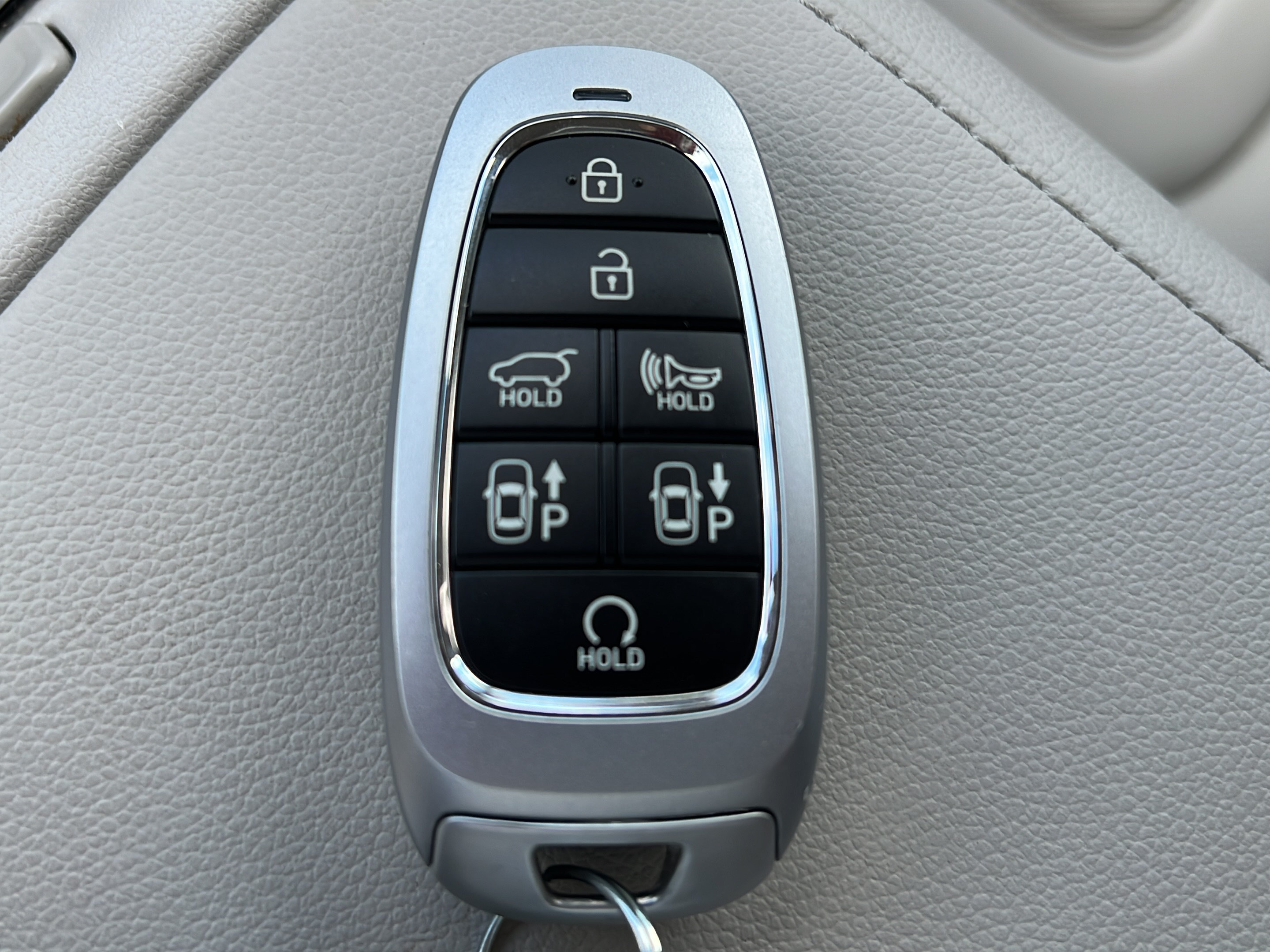 Certified 2024 Hyundai Tucson Limited FWD image 29