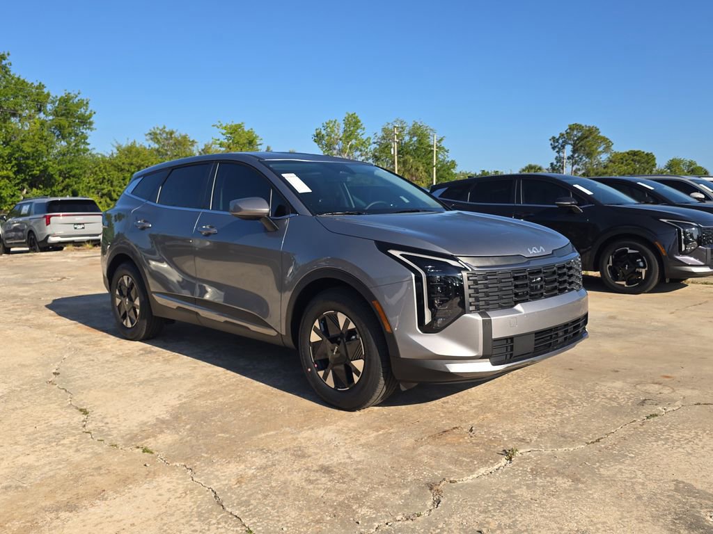 New 2026 Kia Sportage LX FWD image 2