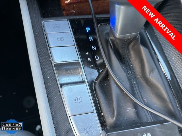 Used 2021 Hyundai Elantra Limited image 19