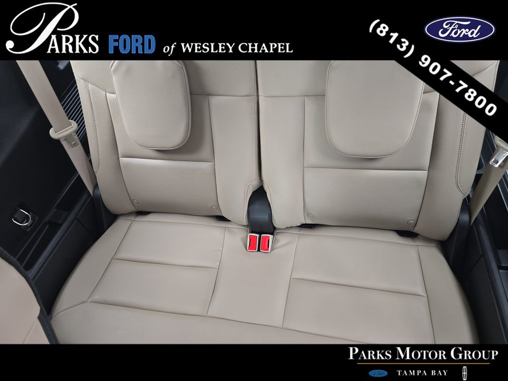 Certified 2023 Ford Explorer Limited w/ Limited Technology Package image 16