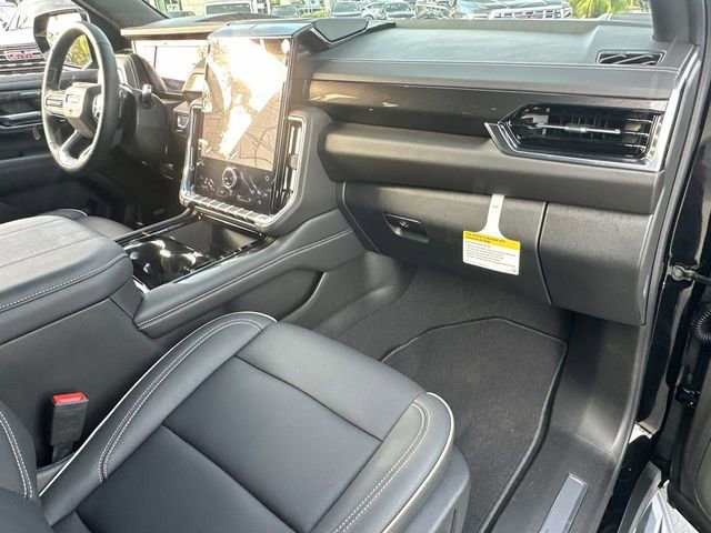 New 2025 GMC Yukon XL Elevation image 30