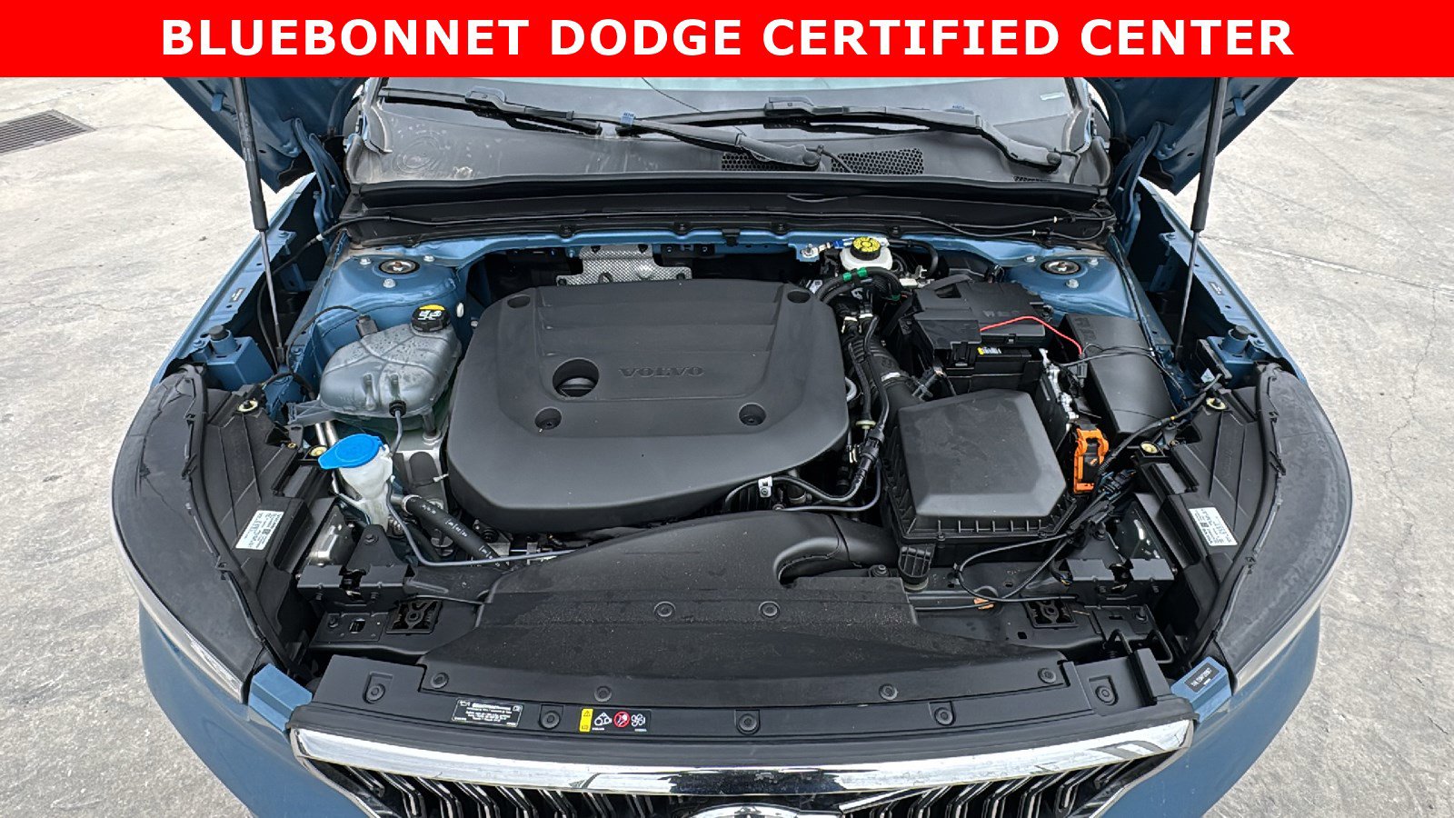 Used 2023 Volvo XC40 B5 Plus w/ Protection Package Premier image 33