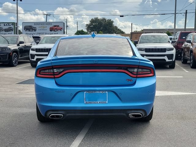 Used 2015 Dodge Charger R/T RWD image 5