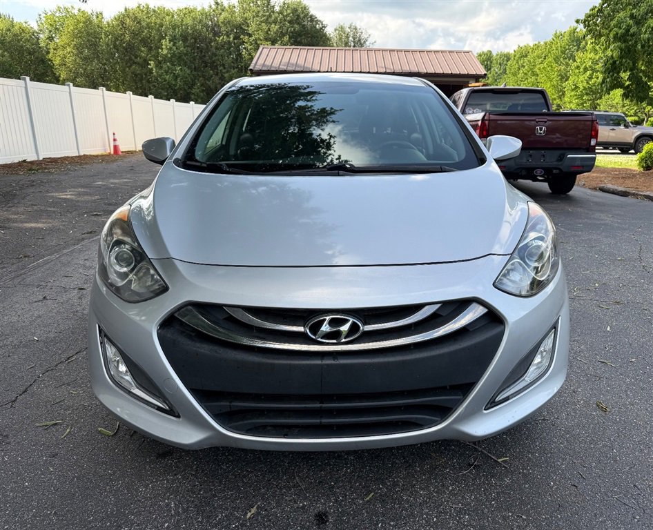 Used 2014 Hyundai Elantra GT FWD image 8