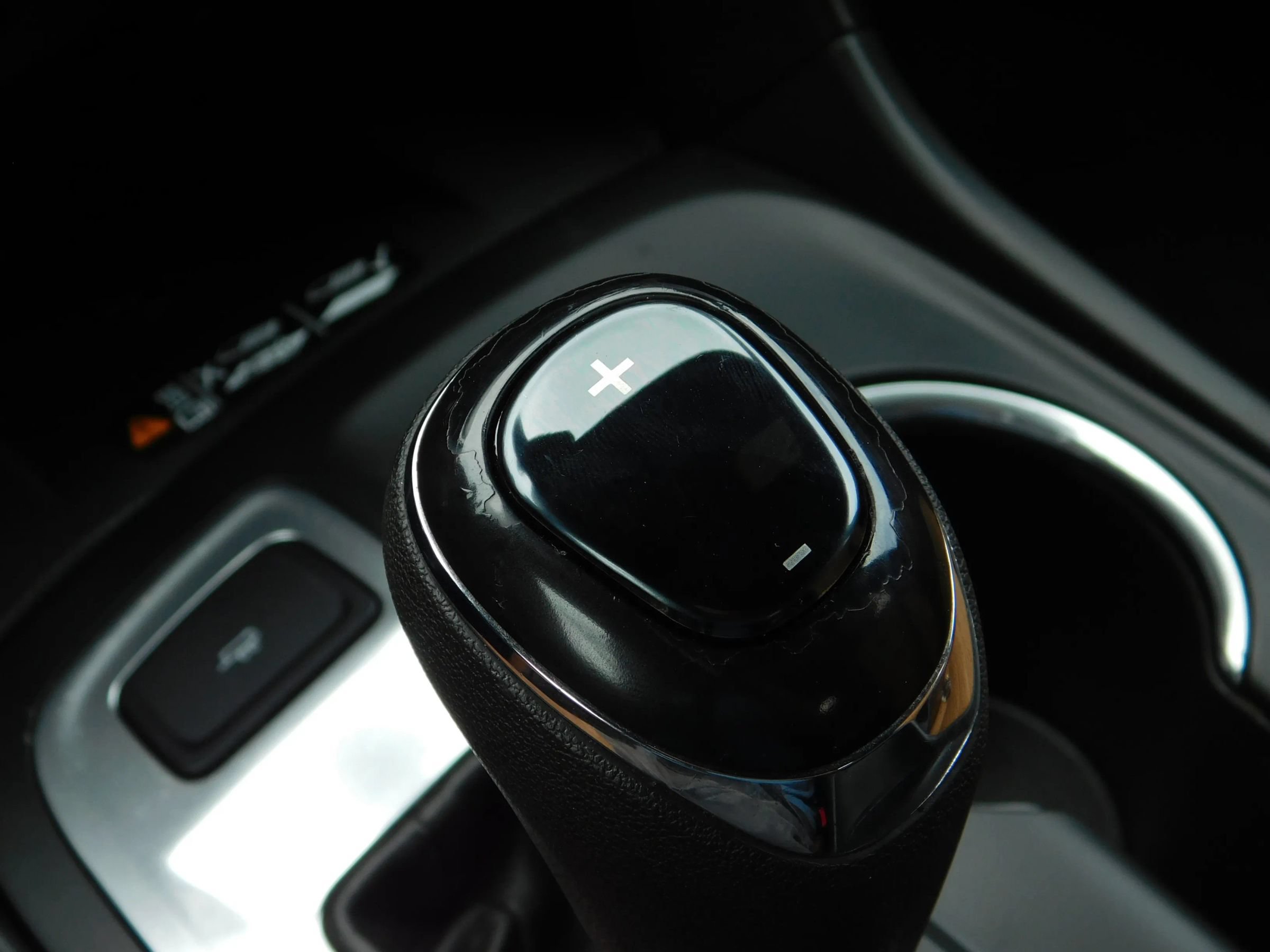 Used 2020 Chevrolet Equinox Premier FWD image 26