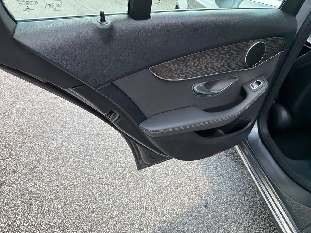 Used 2019 Mercedes-Benz C 300 Sedan w/ Premium Package image 21