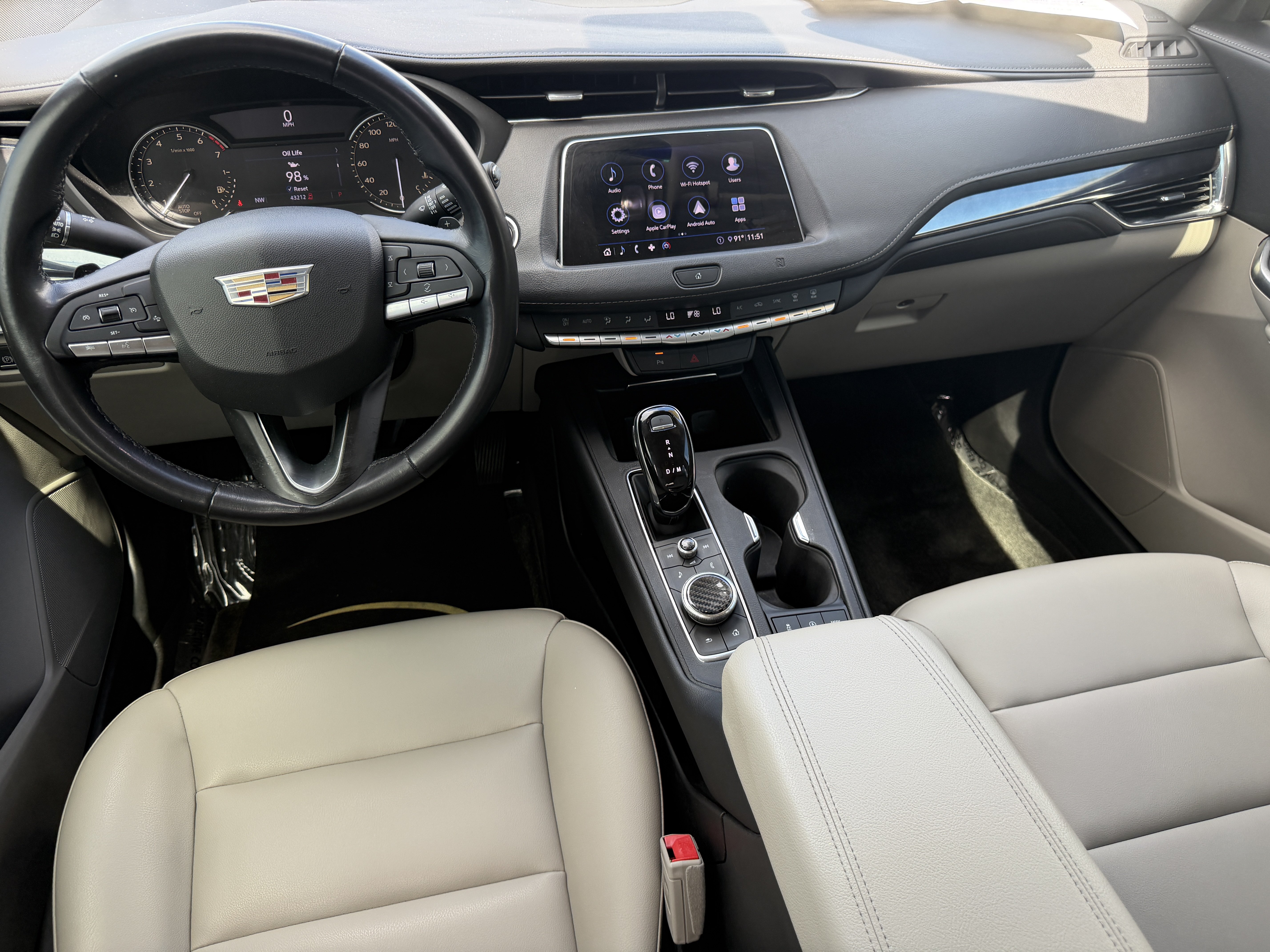 Used 2020 Cadillac XT4 Luxury FWD image 12
