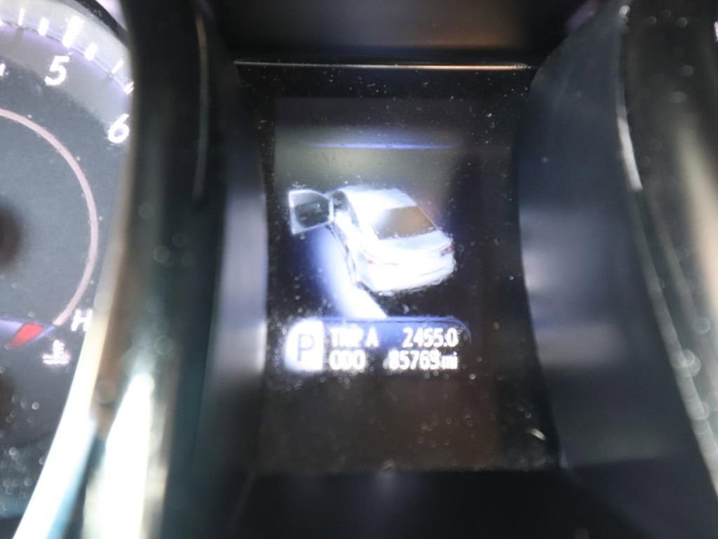Used 2014 Toyota Avalon XLE Touring FWD image 18
