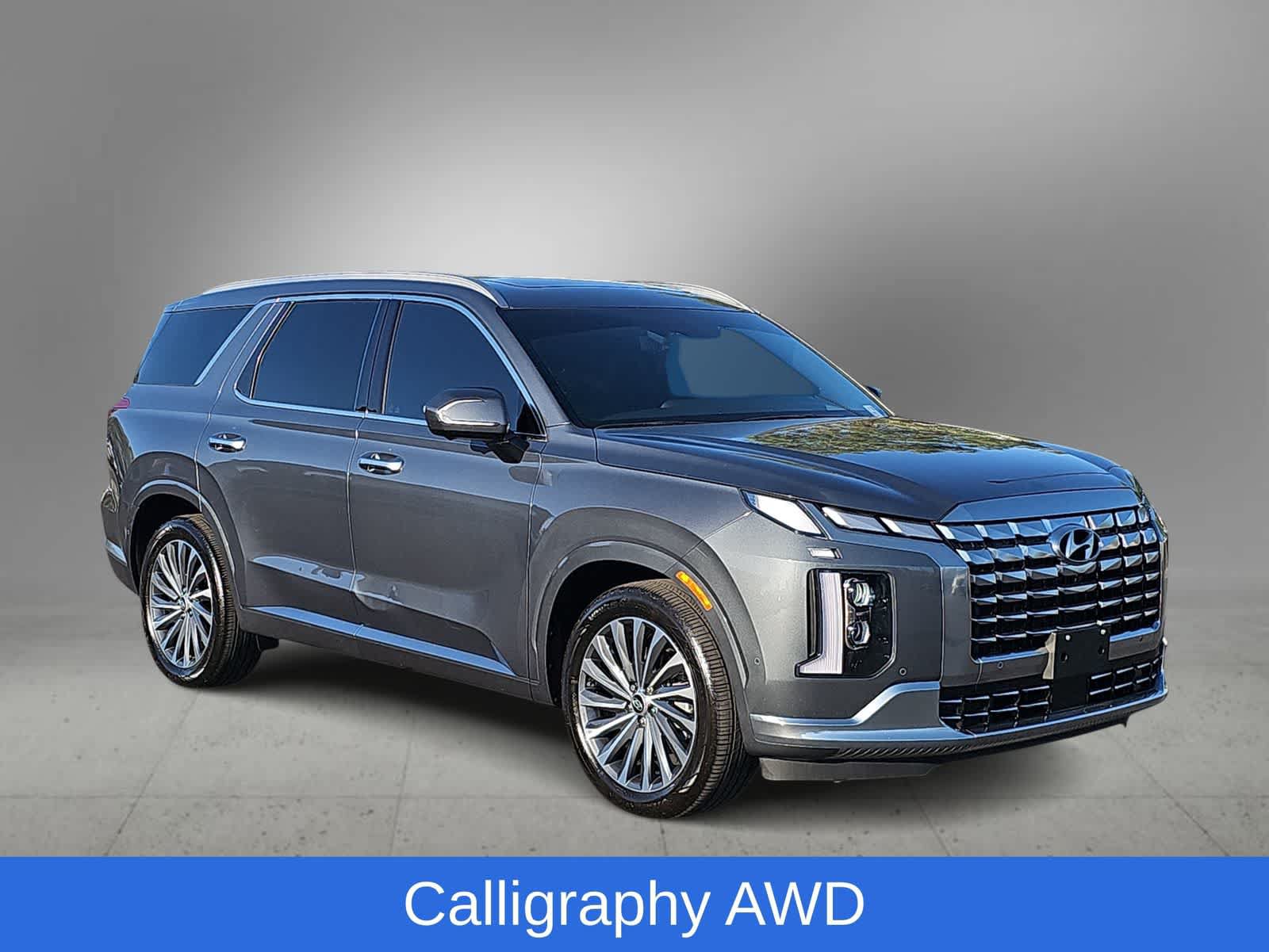 Used 2025 Hyundai Palisade Calligraphy AWD/4WD image 2