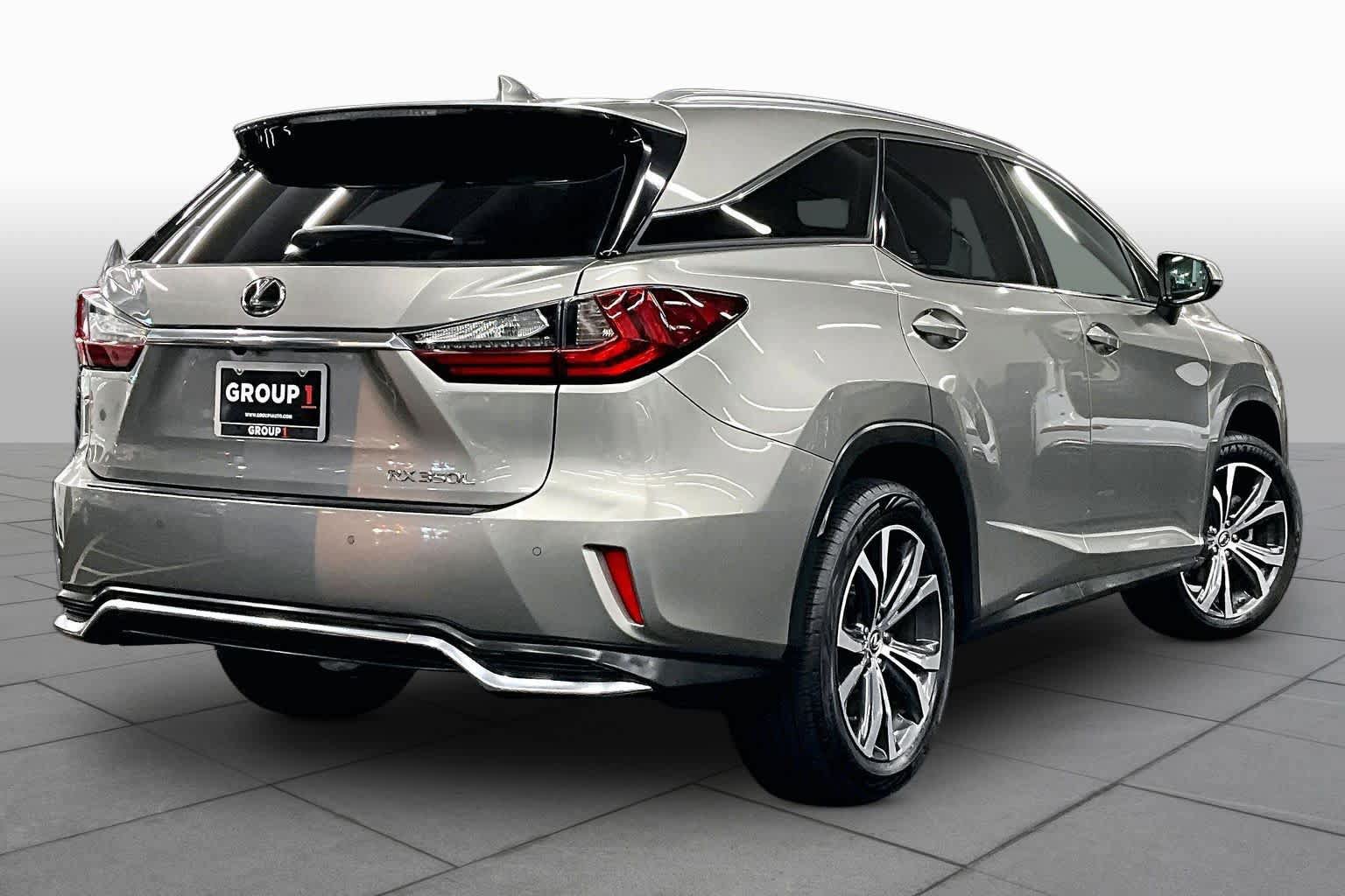Used 2018 Lexus RX 350L FWD image 12