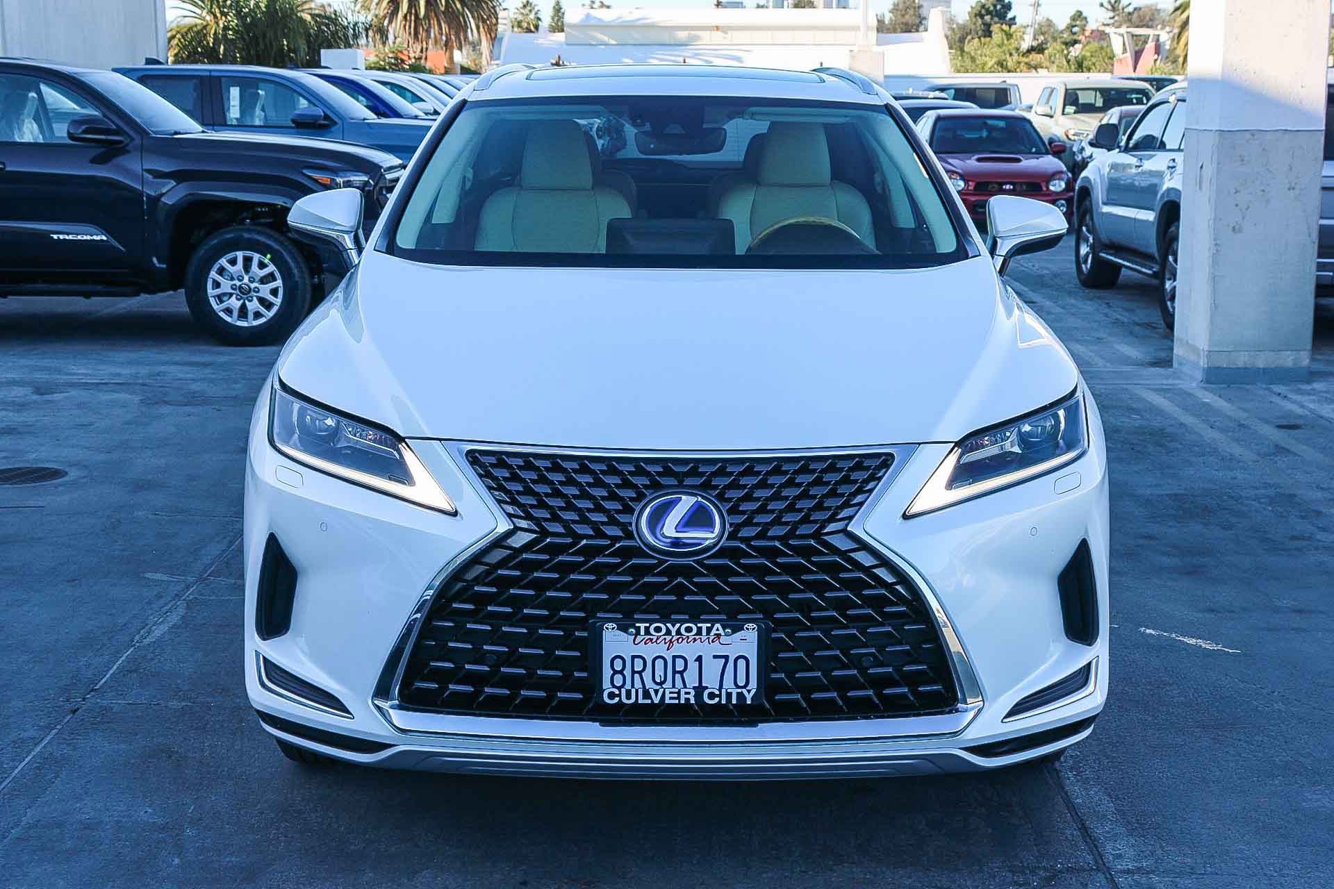 Used 2020 Lexus RX 450hL AWD w/ Premium Package image 2