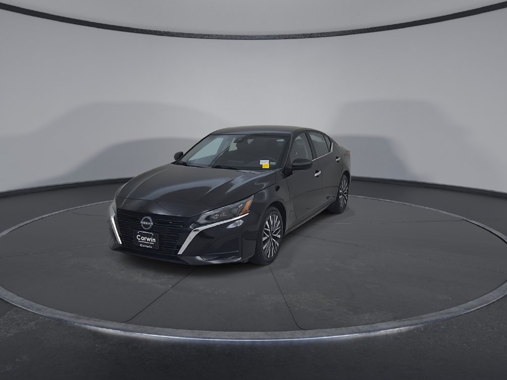 Used 2025 Nissan Altima 2.5 SV FWD image 7