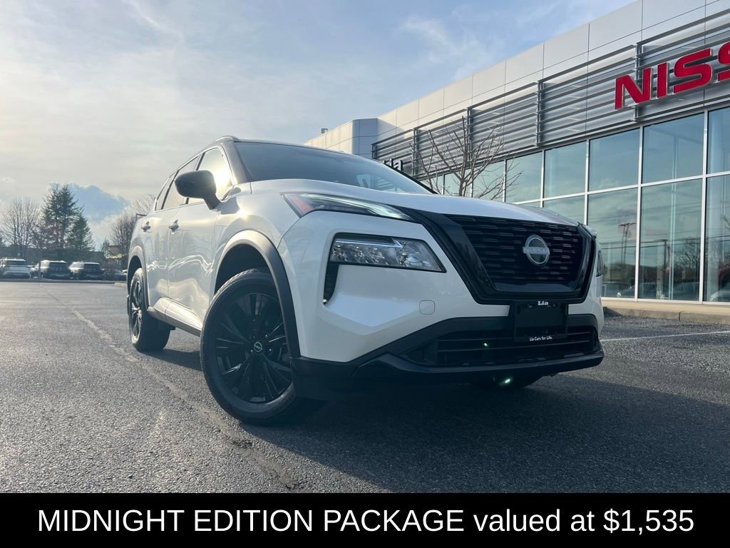 Used 2023 Nissan Rogue SV w/ SV Premium B Package AWD/4WD image 3