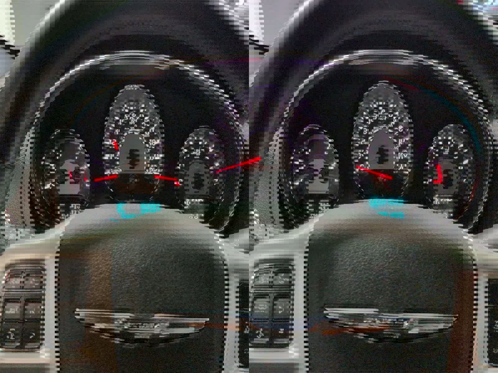 Used 2013 Chrysler 200 Limited image 32