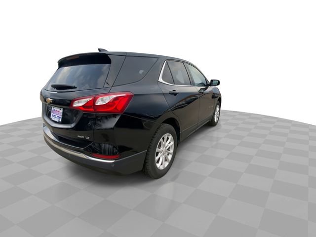 Used 2020 Chevrolet Equinox LT w/ Driver Convenience Package image 2