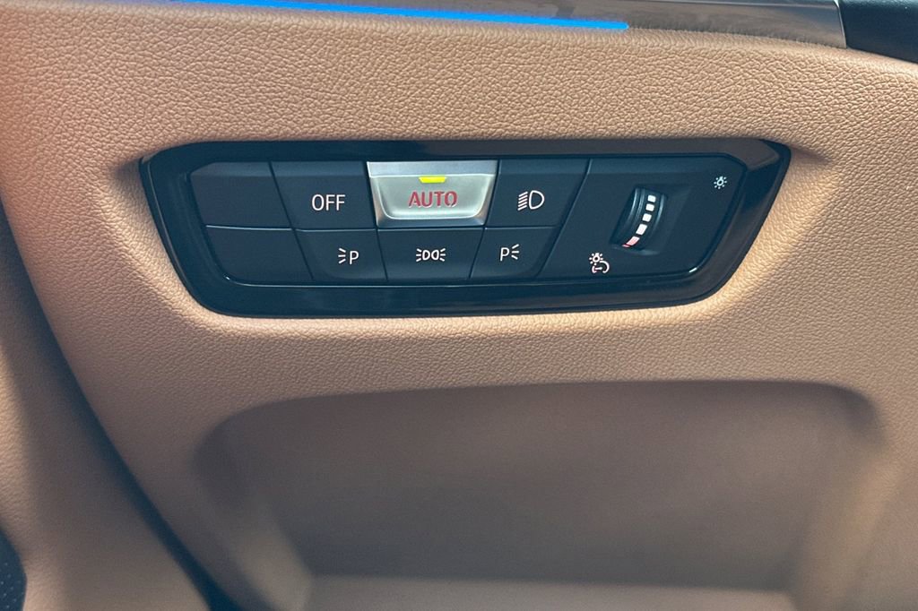 Used 2023 BMW i4 eDrive35 w/ Parking Assistance Package image 30