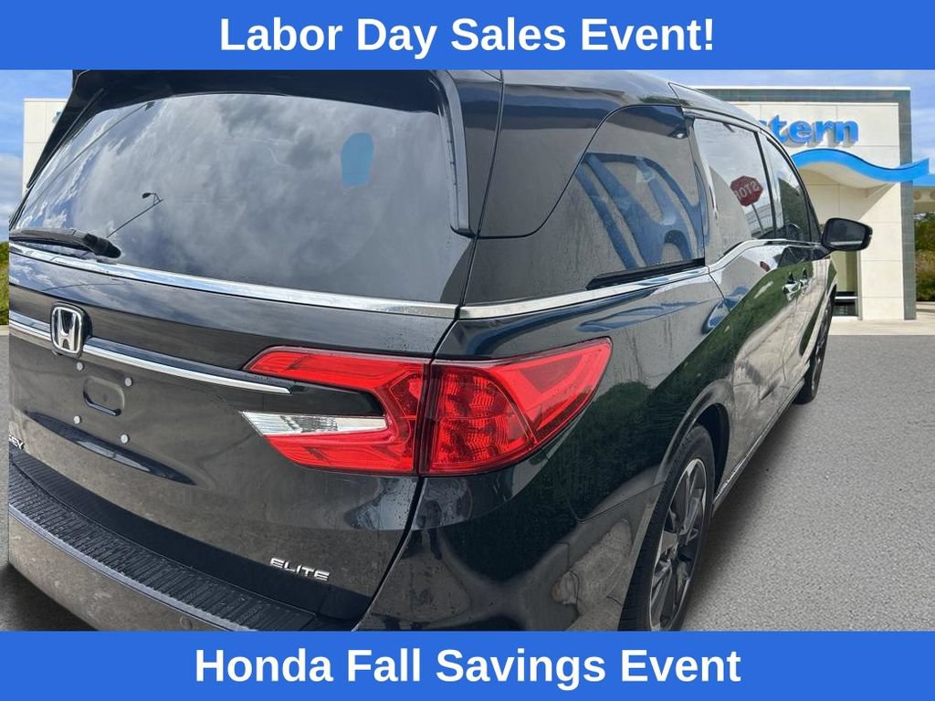 Used 2022 Honda Odyssey Elite image 9