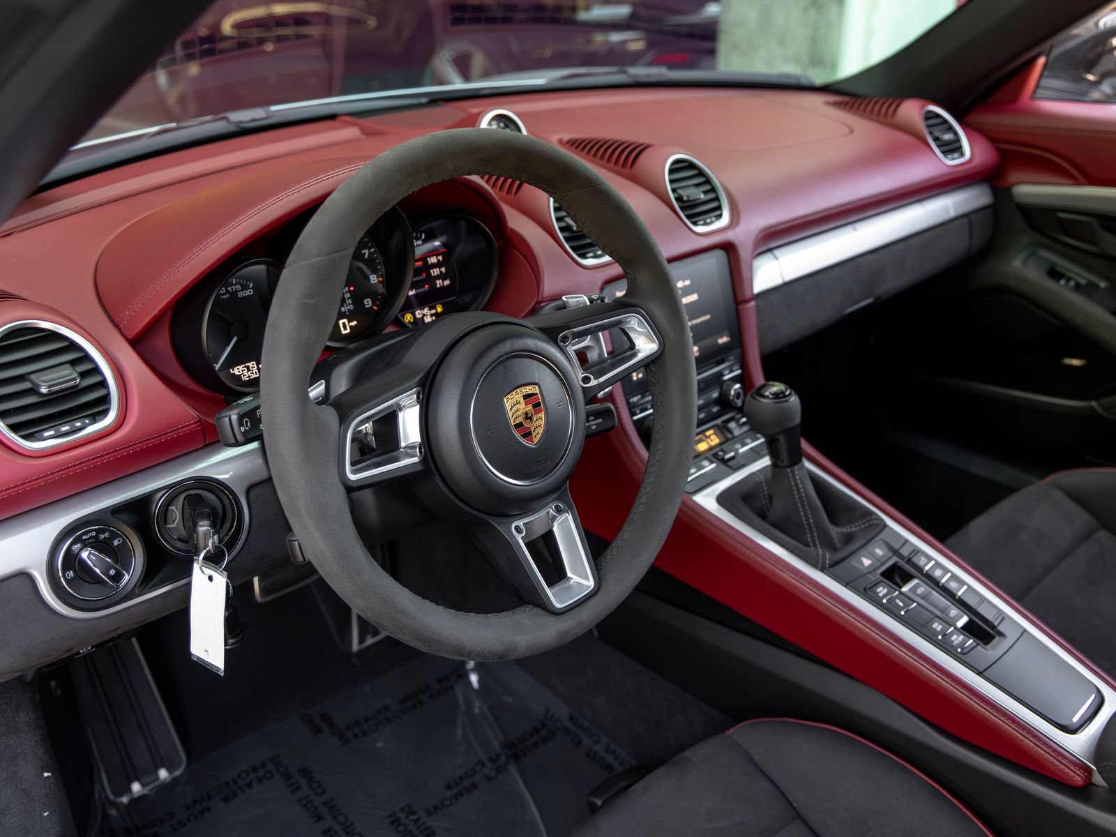 Certified 2022 Porsche 718 Boxster Spyder RWD image 4