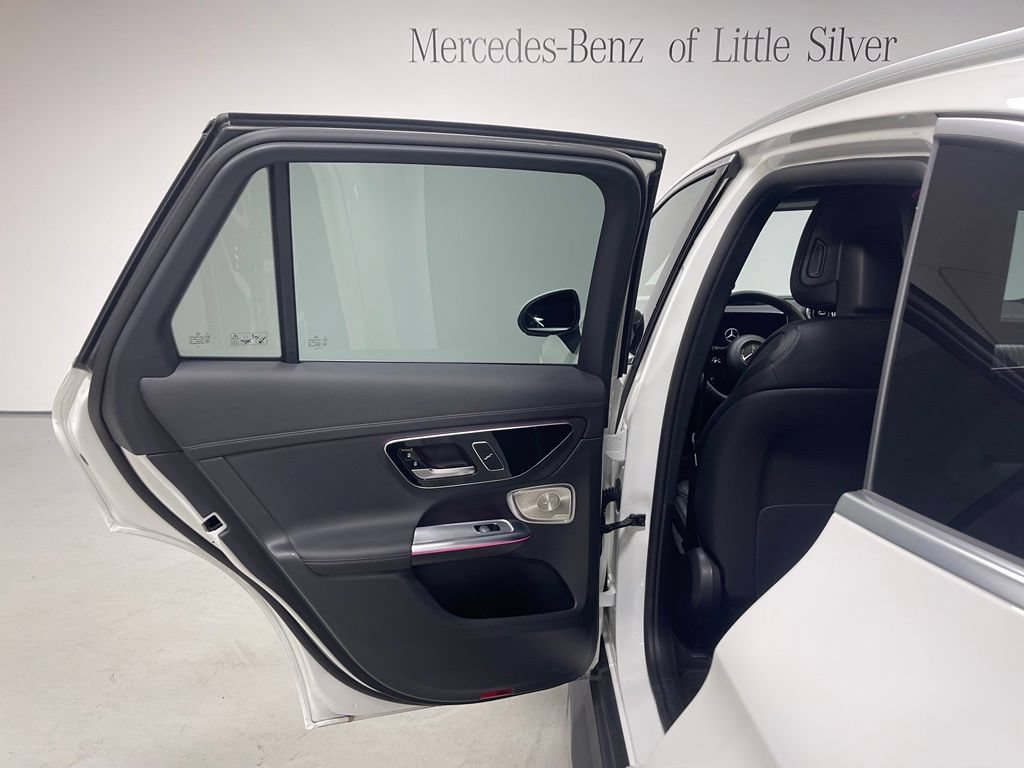 Used 2023 Mercedes-Benz GLC 300 4MATIC image 23
