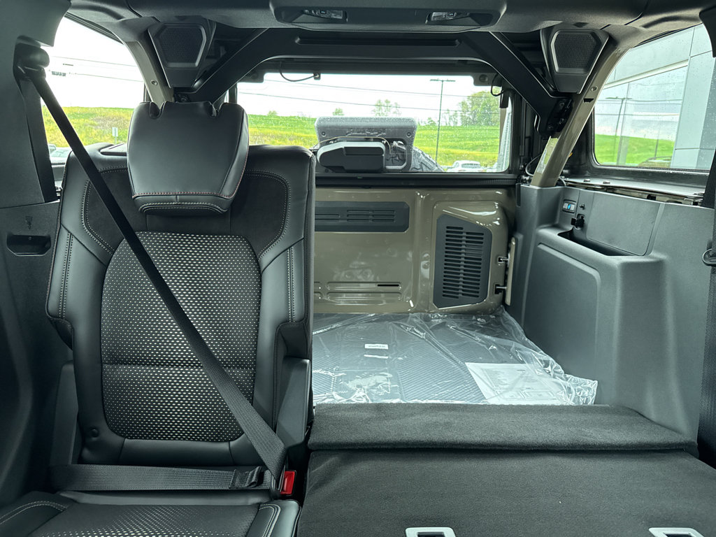 New 2026 Ford Bronco Raptor w/ Interior Carbon Fiber Pack AWD/4WD image 6