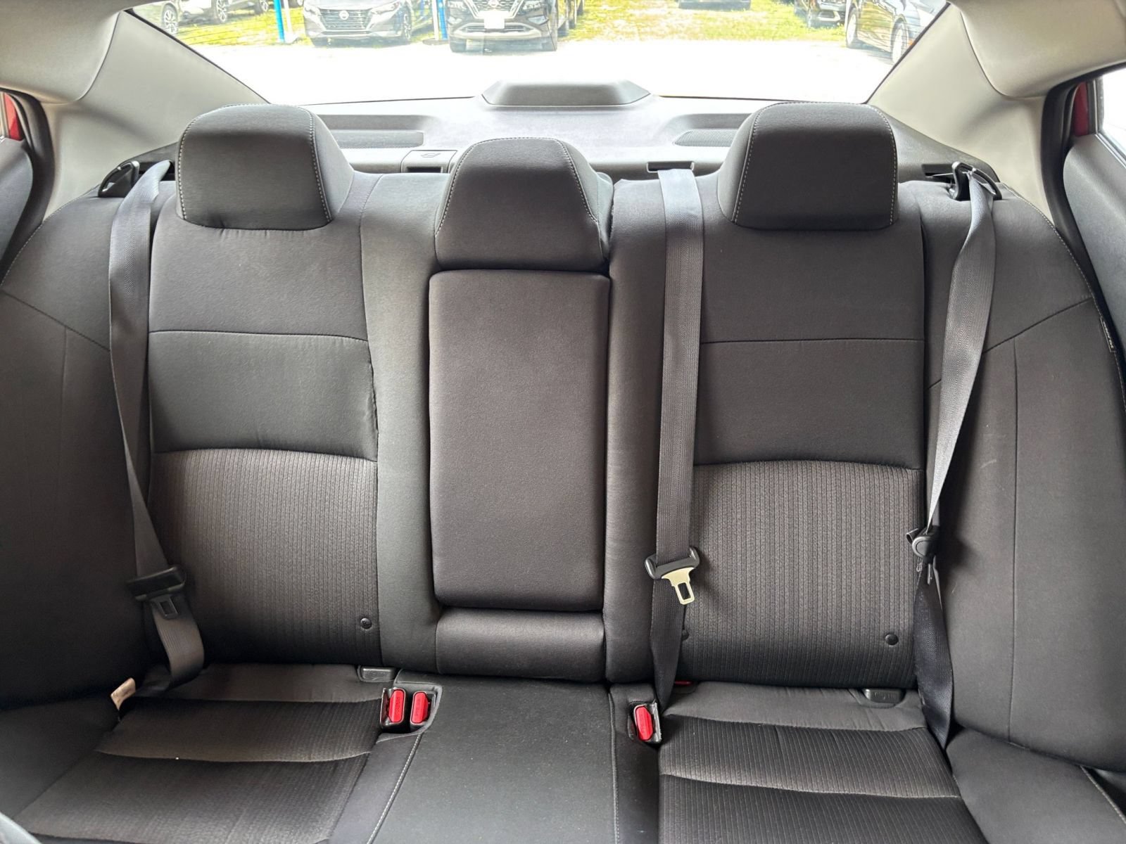 Used 2025 Nissan Altima 2.5 SV FWD image 39